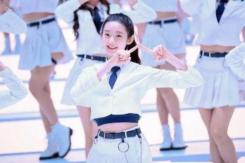 张艺凡爆料视频最新一期,娱乐圈背后惊人真相  第1张